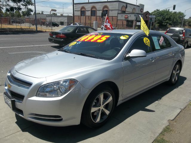 Chevrolet Malibu Supercab XL Sedan