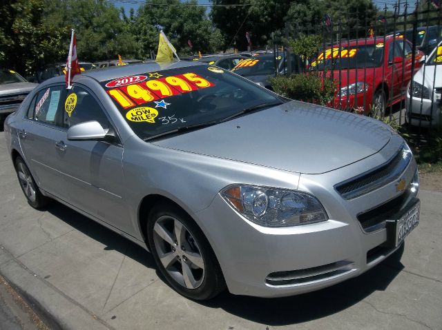 Chevrolet Malibu 2012 photo 3