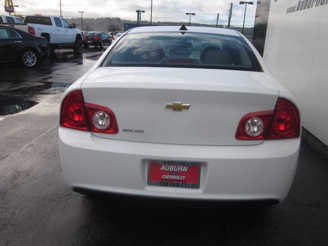 Chevrolet Malibu 2012 photo 4