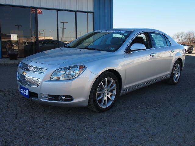 Chevrolet Malibu 2012 photo 2