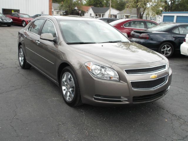 Chevrolet Malibu 2012 photo 3