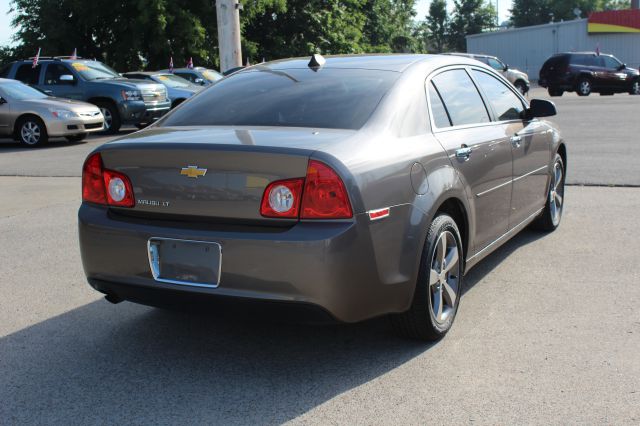 Chevrolet Malibu 2012 photo 2