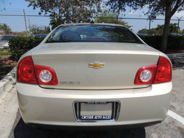 Chevrolet Malibu 2012 photo 2