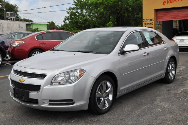 Chevrolet Malibu 2012 photo 2