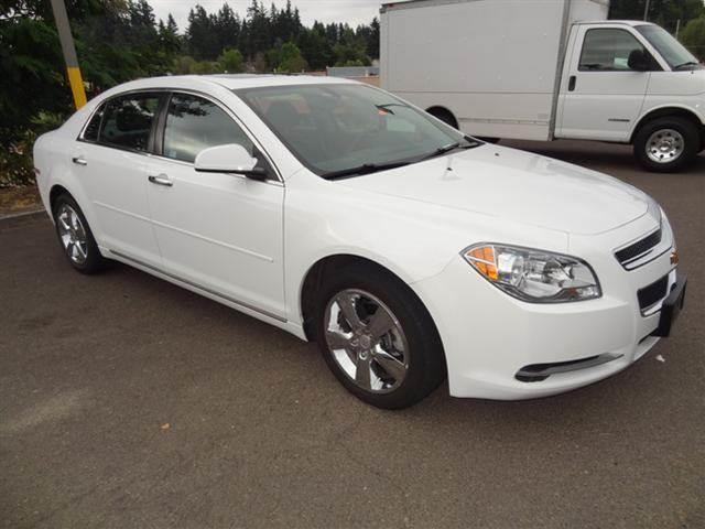 Chevrolet Malibu 2012 photo 2