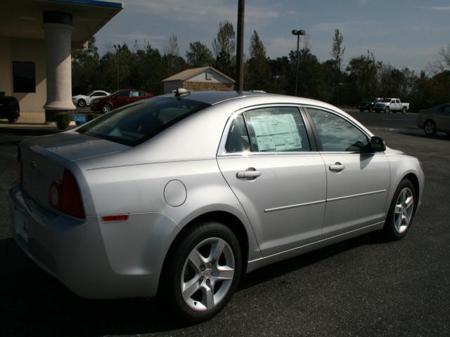 Chevrolet Malibu 2012 photo 2