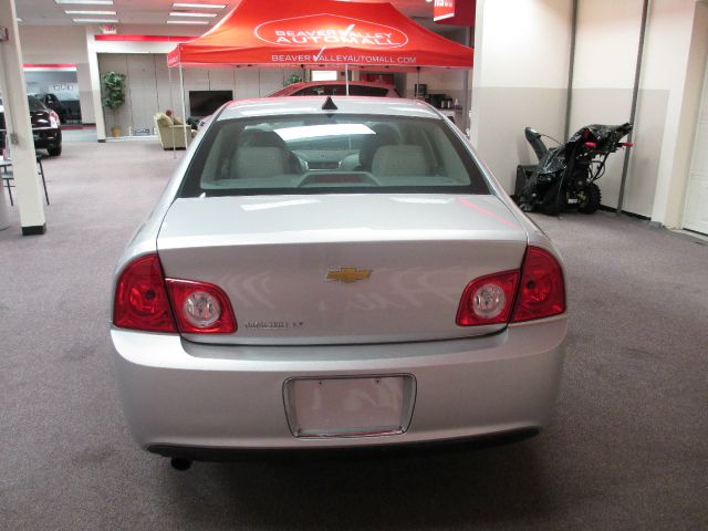 Chevrolet Malibu 2012 photo 3