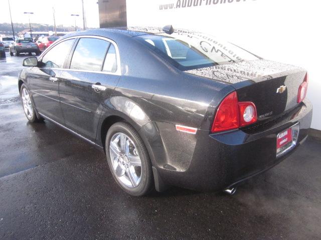 Chevrolet Malibu Supercab XL Sedan