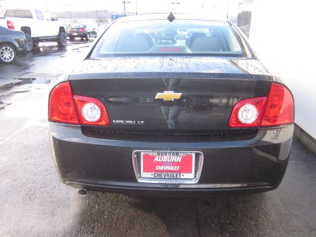 Chevrolet Malibu 2012 photo 3