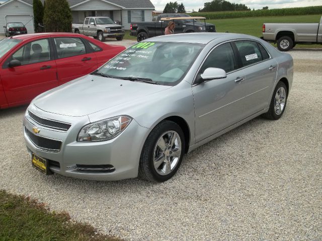 Chevrolet Malibu 2012 photo 2