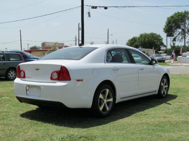 Chevrolet Malibu Supercab XL Sedan