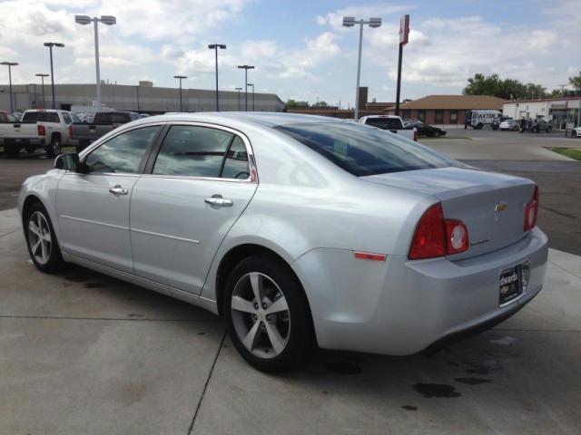 Chevrolet Malibu 2012 photo 3