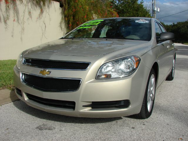 Chevrolet Malibu 2012 photo 2