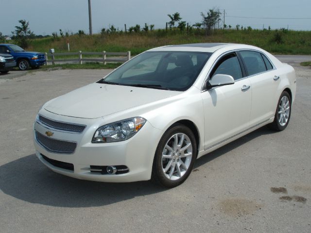 Chevrolet Malibu SE CREW CB LWB Sedan