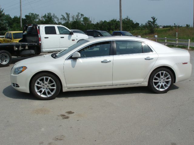 Chevrolet Malibu 2012 photo 2