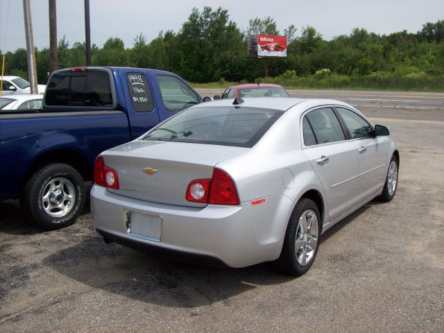 Chevrolet Malibu 2012 photo 2