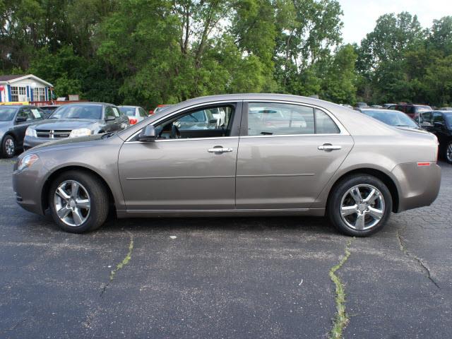 Chevrolet Malibu 2012 photo 9