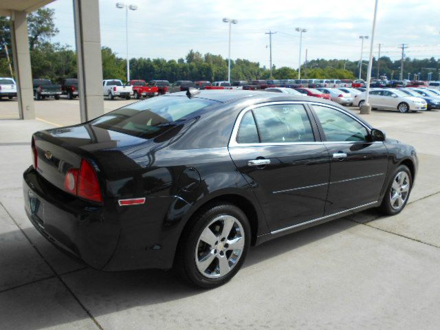 Chevrolet Malibu 2012 photo 2