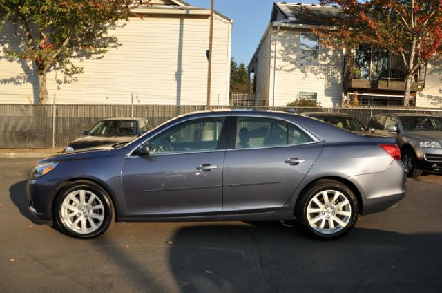 Chevrolet Malibu 2013 photo 2