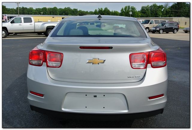 Chevrolet Malibu 2013 photo 2