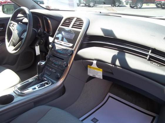 Chevrolet Malibu 2013 photo 3