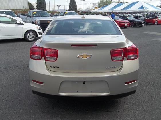 Chevrolet Malibu 2013 photo 3