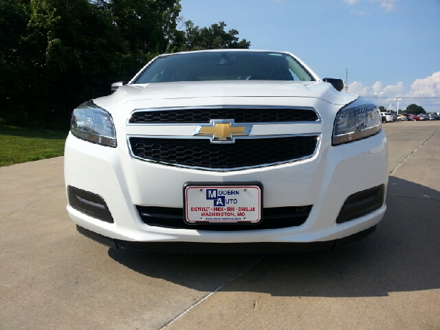 Chevrolet Malibu 2013 photo 2