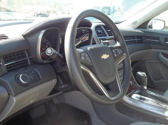 Chevrolet Malibu 2013 photo 3