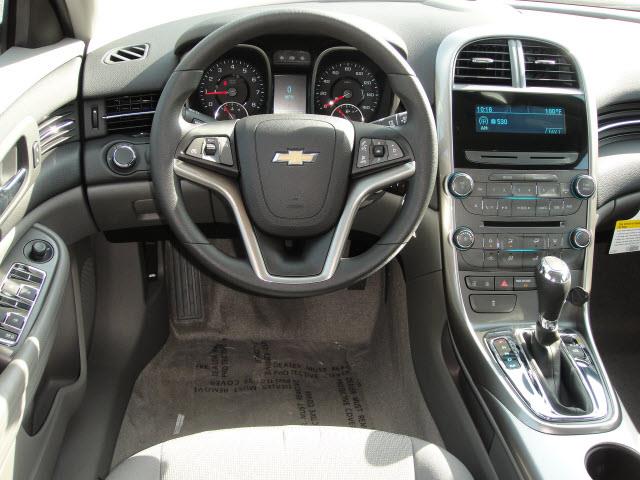 Chevrolet Malibu 2013 photo 1