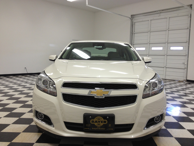 Chevrolet Malibu 2013 photo 2