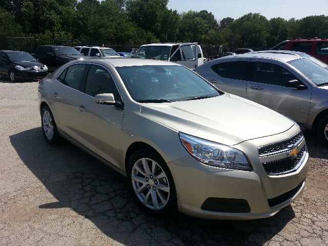 Chevrolet Malibu 2013 photo 2