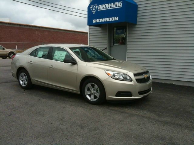 Chevrolet Malibu 2013 photo 2