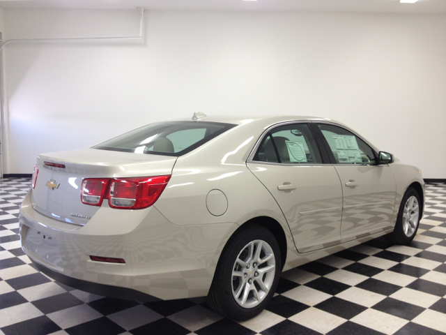 Chevrolet Malibu 2013 photo 1