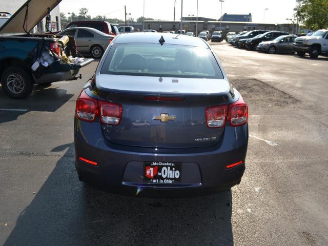 Chevrolet Malibu 2013 photo 3