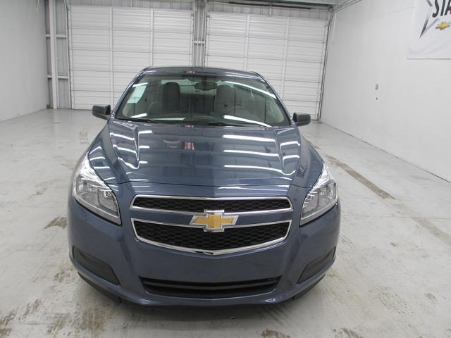 Chevrolet Malibu 2013 photo 2