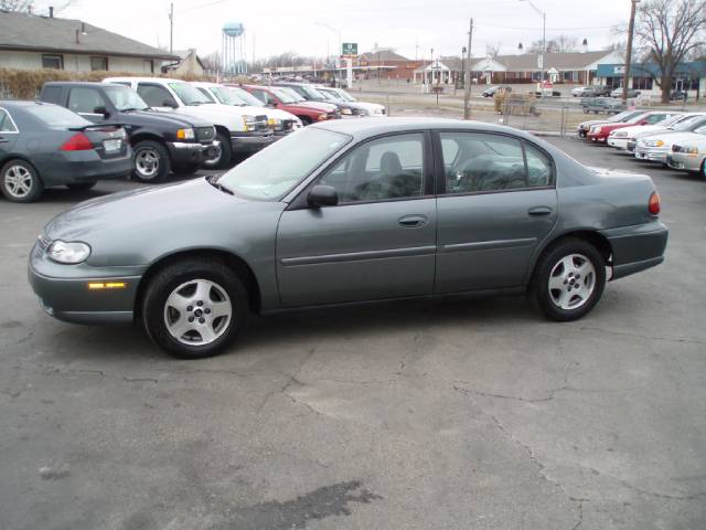 Chevrolet Malibu Classic 2005 photo 3