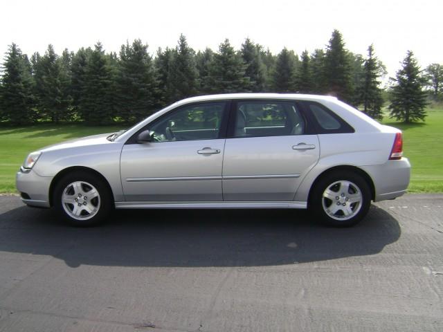 Chevrolet Malibu Maxx 2004 photo 1