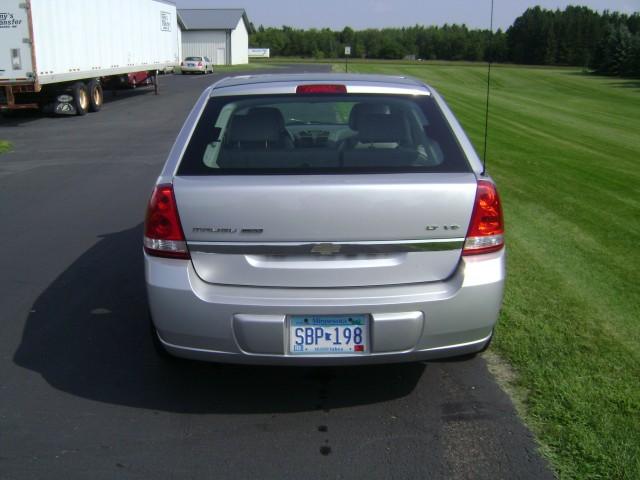 Chevrolet Malibu Maxx 2004 photo 3