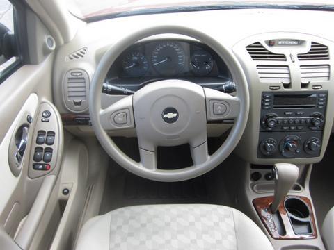 Chevrolet Malibu Maxx 2005 photo 3