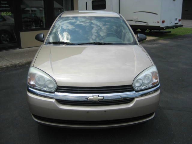 Chevrolet Malibu Maxx 2005 photo 3