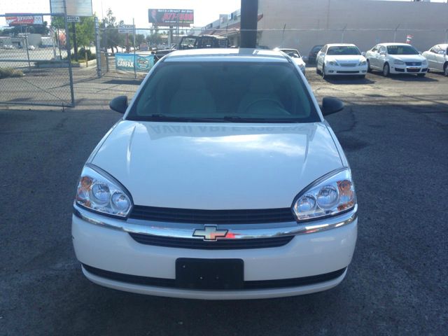 Chevrolet Malibu Maxx 2005 photo 3