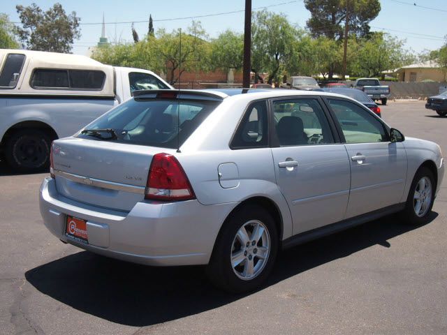 Chevrolet Malibu Maxx 2005 photo 3