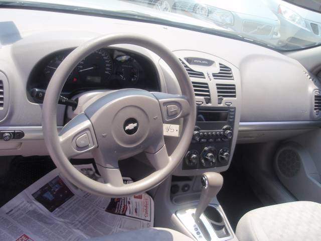 Chevrolet Malibu Maxx 2005 photo 4