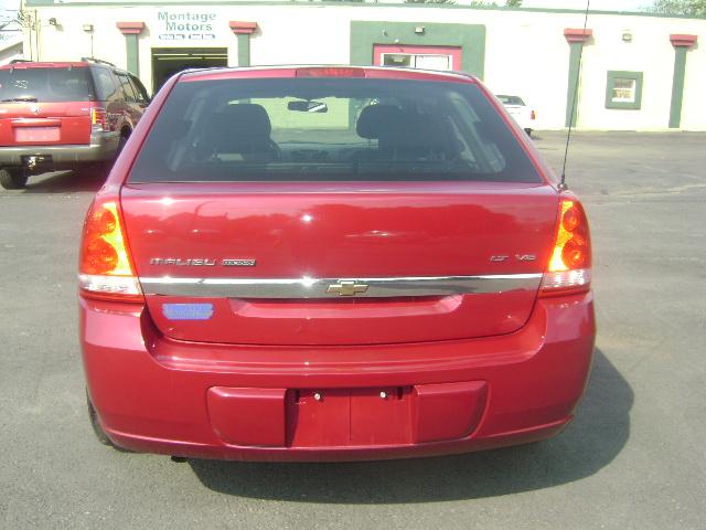 Chevrolet Malibu Maxx 2006 photo 2