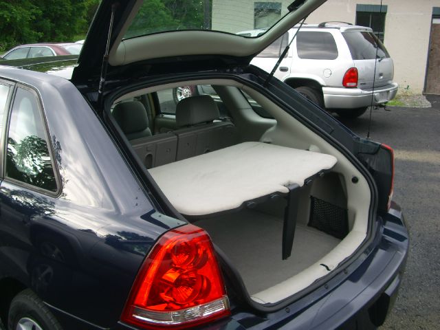 Chevrolet Malibu Maxx 2006 photo 2