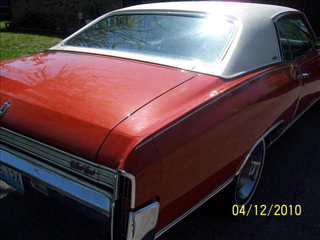 Chevrolet Monte Carlo 1972 photo 2