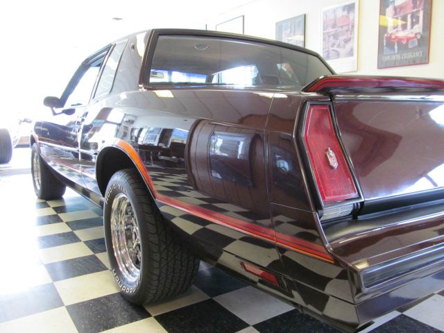 Chevrolet Monte Carlo 1985 photo 7