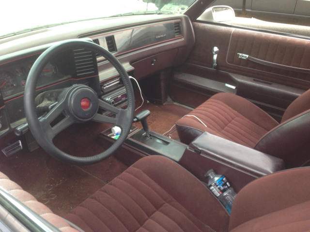 Chevrolet Monte Carlo 1988 photo 4