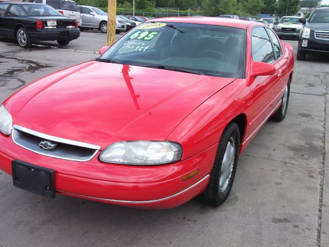 Chevrolet Monte Carlo 1998 photo 3