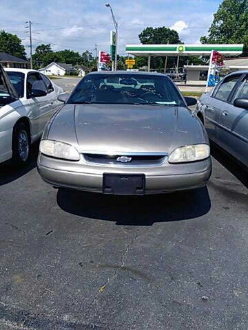 Chevrolet Monte Carlo 1998 photo 10